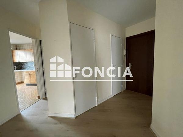 Location Appartement 2 pièces 68 m² - 9 RUE DES CAPUCINS Reims 51100