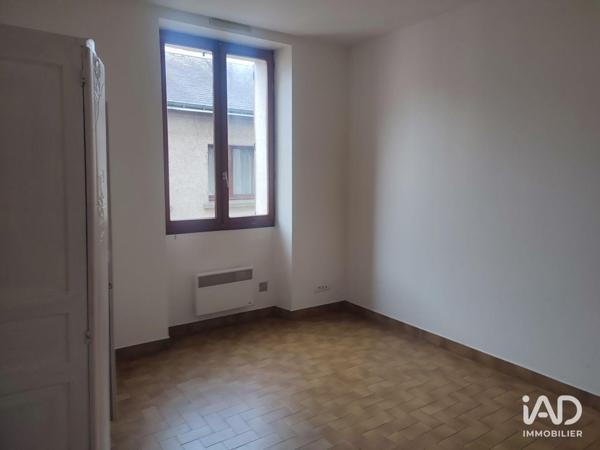 Location appartement 3 pièces 59 m² Montval-sur-Loir