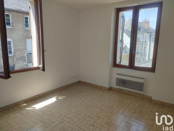 Location appartement 3 pièces 59 m² Montval-sur-Loir