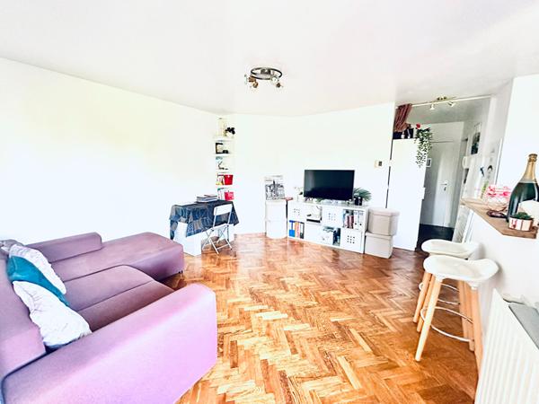 Appartement T2 41m2 proche centre + Box