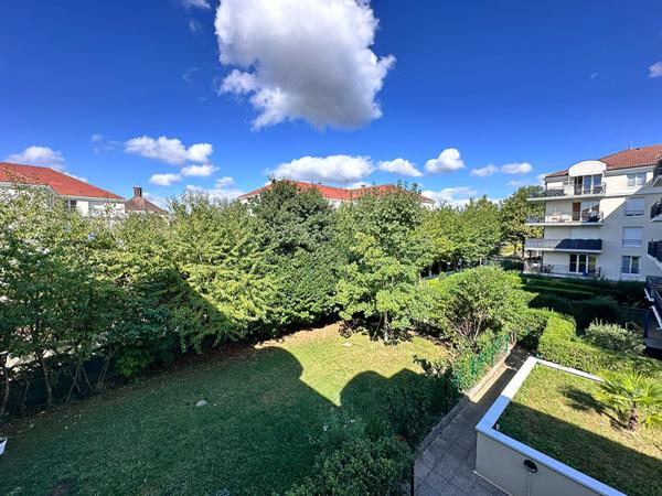 Appartement T2 41m2 proche centre + Box