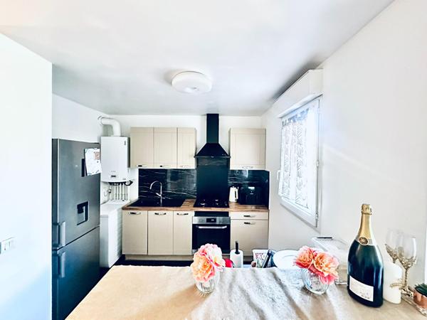 Appartement T2 41m2 proche centre + Box