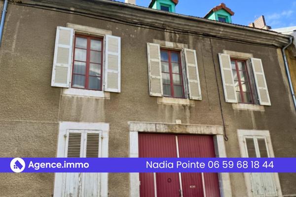 À vendre - Maison individuelle, 8 pièces située à Tarbes (65000)