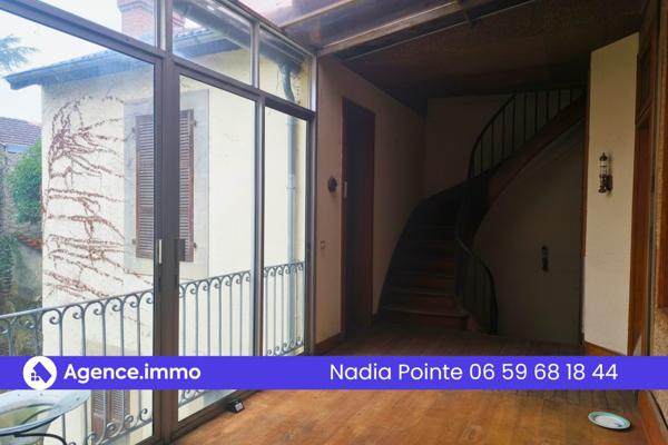 À vendre - Maison individuelle, 8 pièces située à Tarbes (65000)