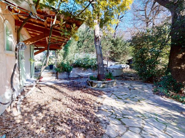 Aubagne (13400) A RENOVER – Maison provençale avec jardin