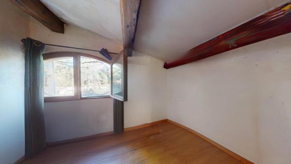 Aubagne (13400) A RENOVER – Maison provençale avec jardin