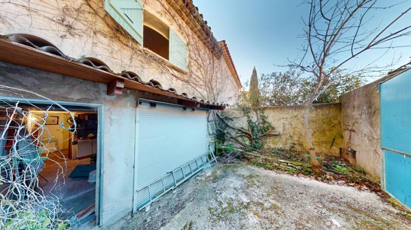 Aubagne (13400) A RENOVER – Maison provençale avec jardin