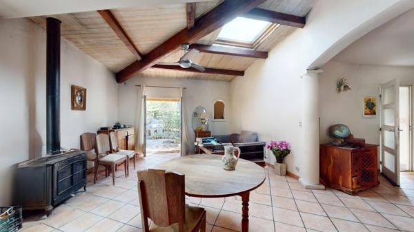 Aubagne (13400) A RENOVER – Maison provençale avec jardin