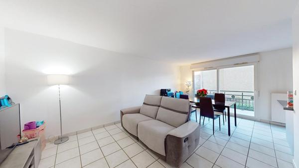 T3 à proximité du lac et du centre