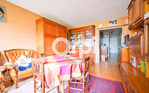 Appartement à vendre    3 pièces • 75 m2 Paris 11