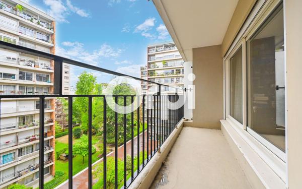 Appartement à vendre    3 pièces • 75 m2 Paris 11
