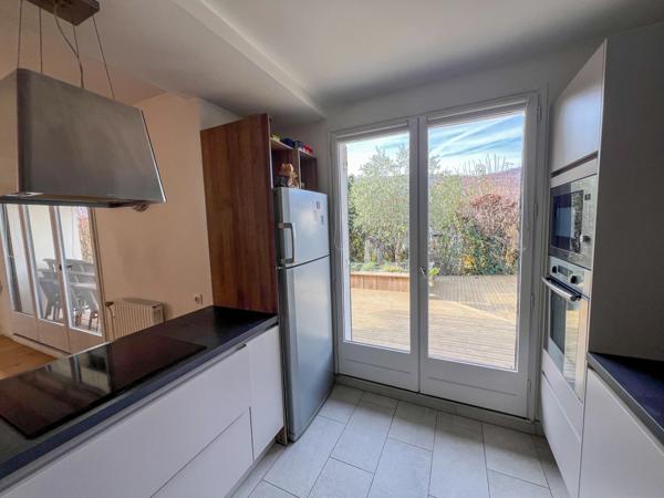 Maison familiale 4 chambres à Grésy-sur-Aix avec jardin, double garage, piscine (73)