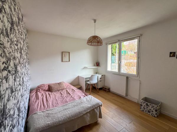 Maison familiale 4 chambres à Grésy-sur-Aix avec jardin, double garage, piscine (73)