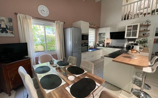 Maison à vendre    6 pièces •  Aytré