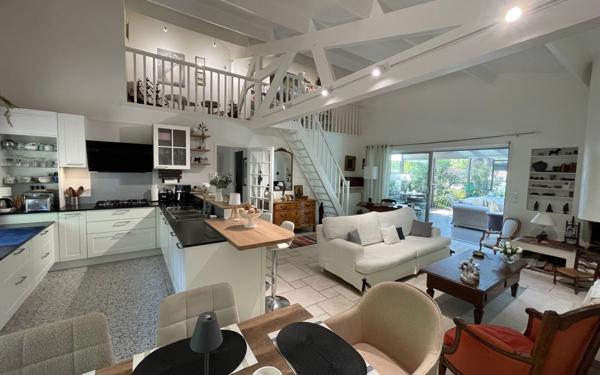 Maison à vendre    6 pièces •  Aytré