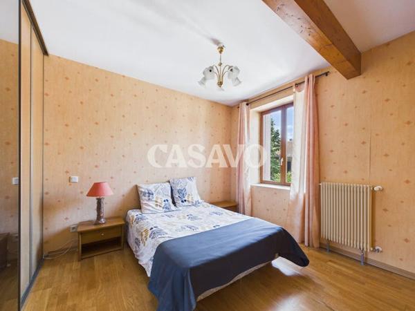 Vente Maison 6 pièces de 135m² - 38230 Tignieu-Jameyzieu