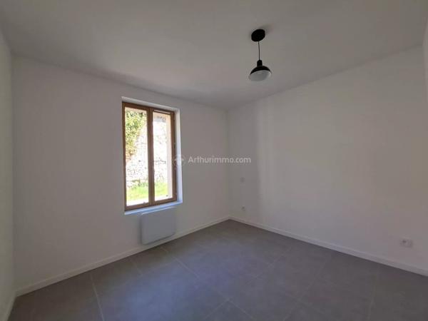 Location                                                      Appartement
                        
                     3 pièces                      46 m2                     à Carmaux