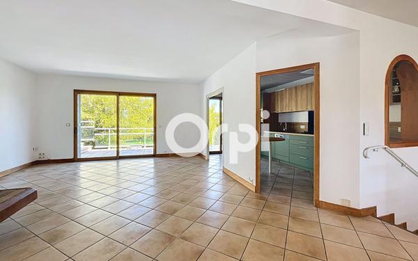 Maison à vendre    6 pièces •  Brive-la-Gaillarde