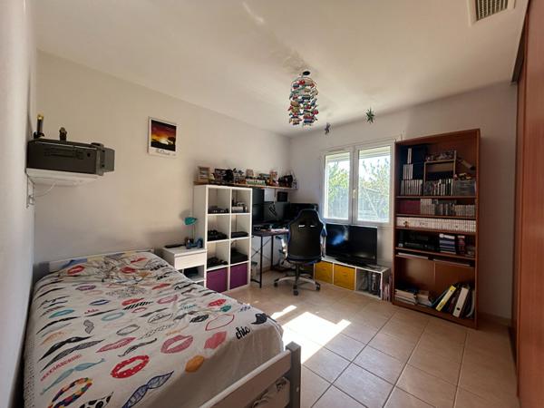 MAISON AVEC JARDIN ET PISCINE A CARCASSONNE