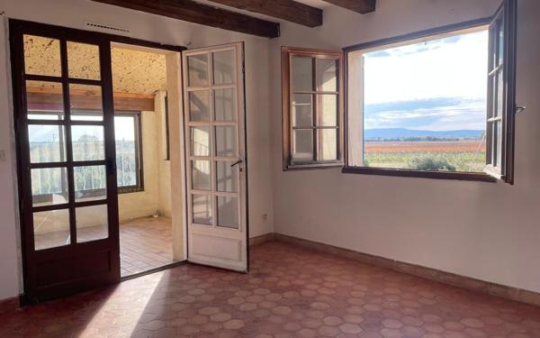 Maison à vendre    5 pièces •  Tulette