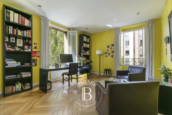 Paris 11ème, Maison 9 Chambres -  423 m² à vendre