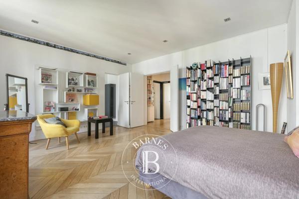 Paris 11ème, Maison 9 Chambres -  423 m² à vendre