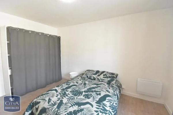 Appartement à louer 2 pièces 47.57m²