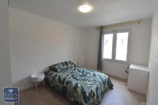 Appartement à louer 2 pièces 47.57m²