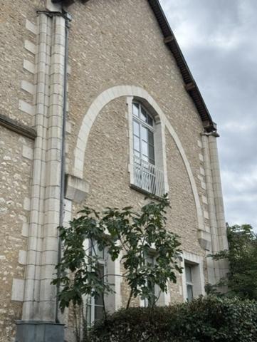 POITIERS- APPARTEMENT DE STANDING DE 128 M²- RESIDENCE DE CARACTERE AVEC ASCENSEUR
