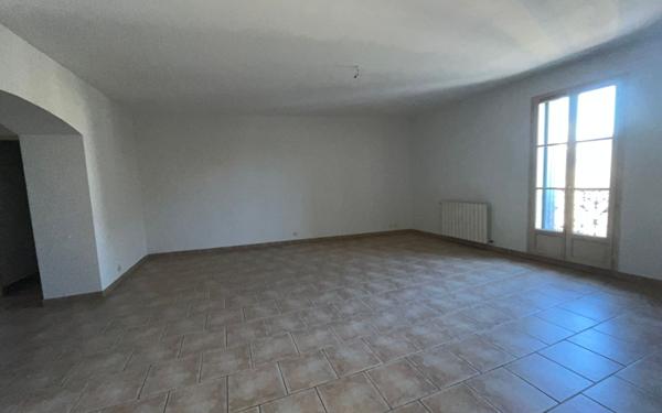 Appartement à louer    2 pièces •  Lunel
