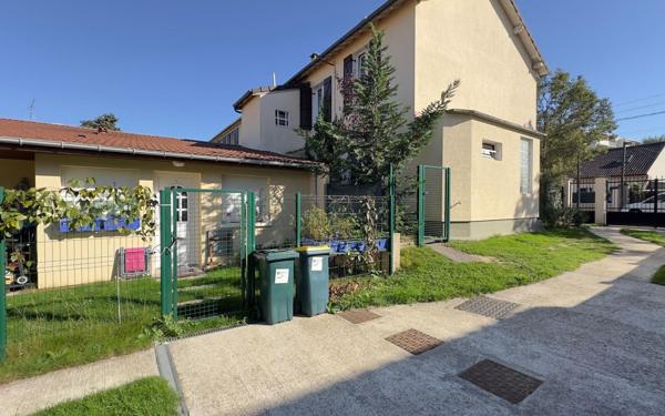 Maison à vendre    16 pièces •  Neuilly-Plaisance