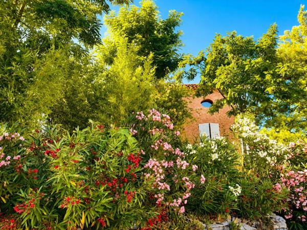 Maison 150m² Avec Piscine + Appartement 45m²