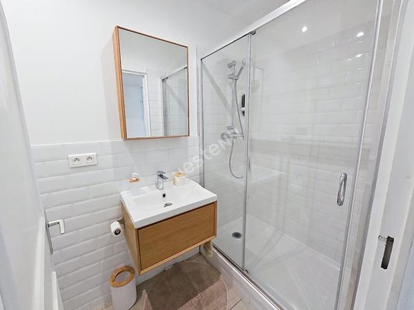 Maison Six Fours Les Plages de 4 pièces en Plain pied