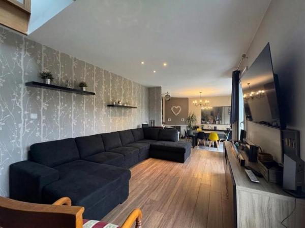 Maison de 137m2 avec 4 chambres , jardin et garage SAINS EN AMIENOIS (80)