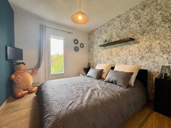 Maison de 137m2 avec 4 chambres , jardin et garage SAINS EN AMIENOIS (80)