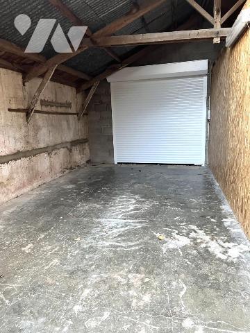 CHATEAU-GUIBERT - LA MAINBORGERE - MAISON