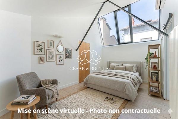 Loft T4/T5 avec terrasse et garage