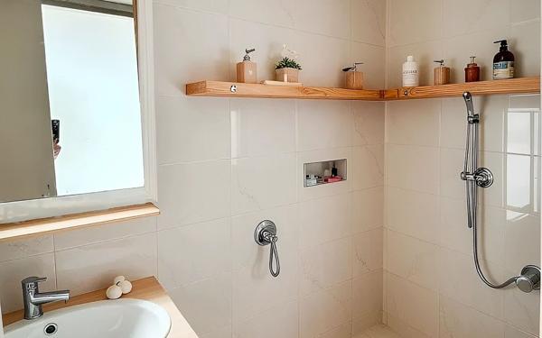 Appartement à vendre    2 pièces •  Nîmes