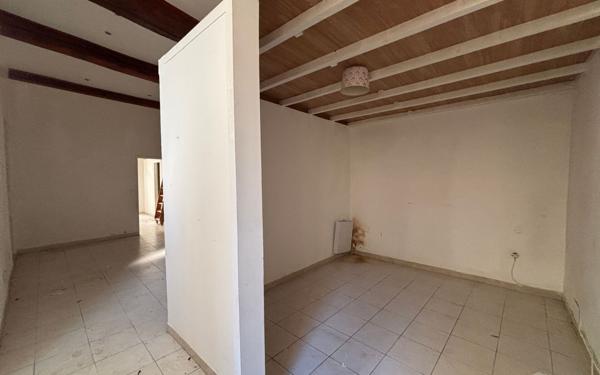 Appartement à vendre    2 pièces •  Nîmes