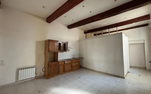 Appartement à vendre    2 pièces •  Nîmes