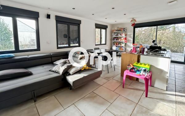 Maison à vendre    5 pièces •  Beaurains