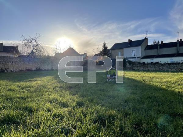 Thouars Terrain Constructible Ajouter à ma sélection Référence : 6306