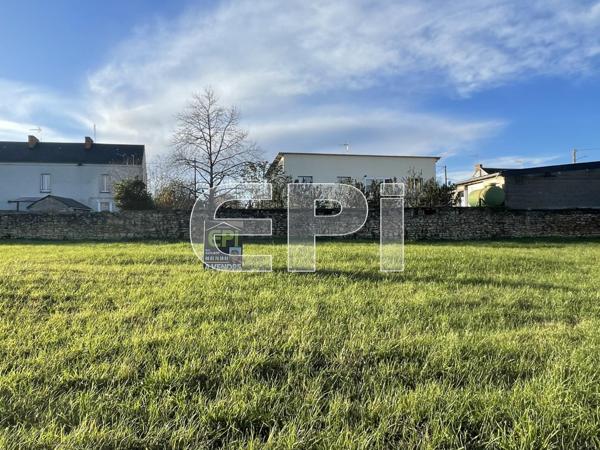 Thouars Terrain Constructible Ajouter à ma sélection Référence : 6306