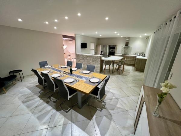 Villa contemporaine 6 pièces ROUSSENNAC (12)