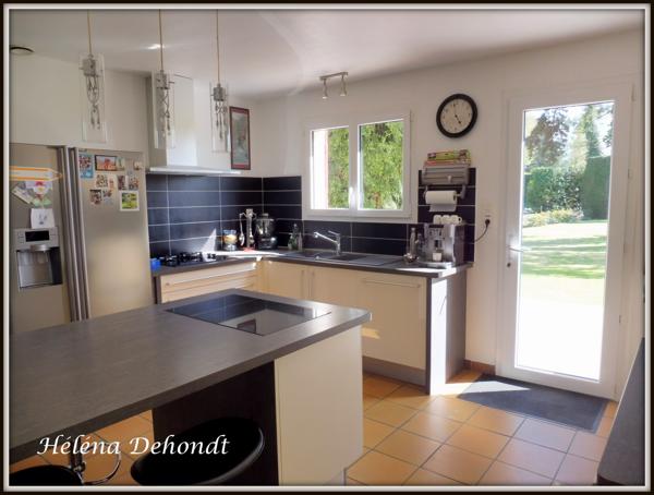 A vendre belle maison avec sa dépendance