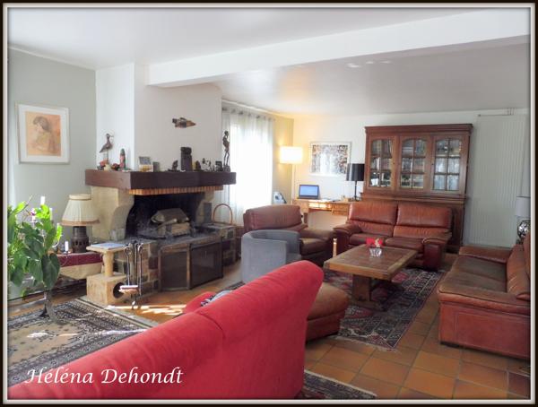A vendre belle maison avec sa dépendance