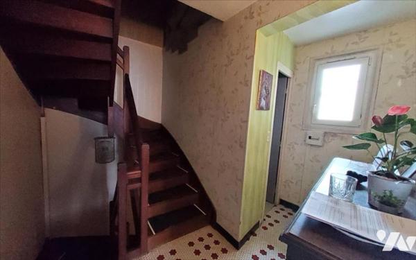 CARHAIX - MAISON 7 PIECES