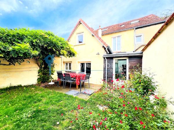 Maison
                                                                                                                                                                                                                                                                                                                        7 pièce(s)                                                                                                                                                                                                          4 chambre(s)                                                                                                                                                                                                          130  m²