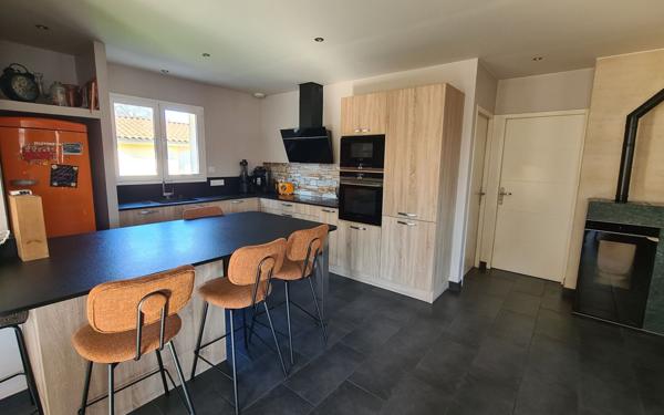 Maison à vendre    4 pièces • 110,92 m2 Mâcon