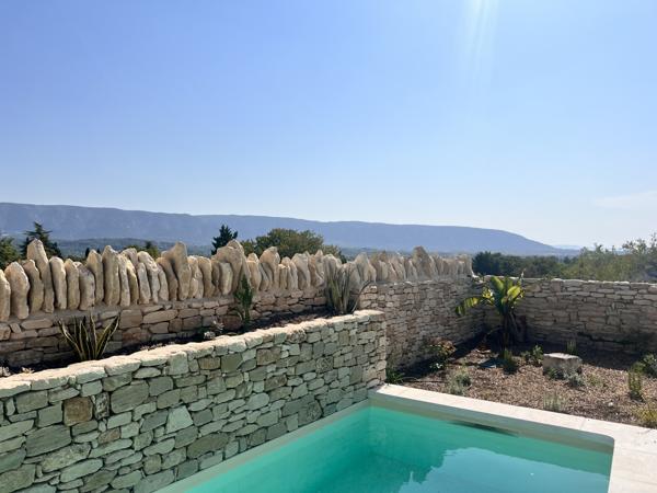 Gordes (84220) Gordes Vue Luberon Mas ancien rénové de 175 M2 terrain 1000 M2 Piscine